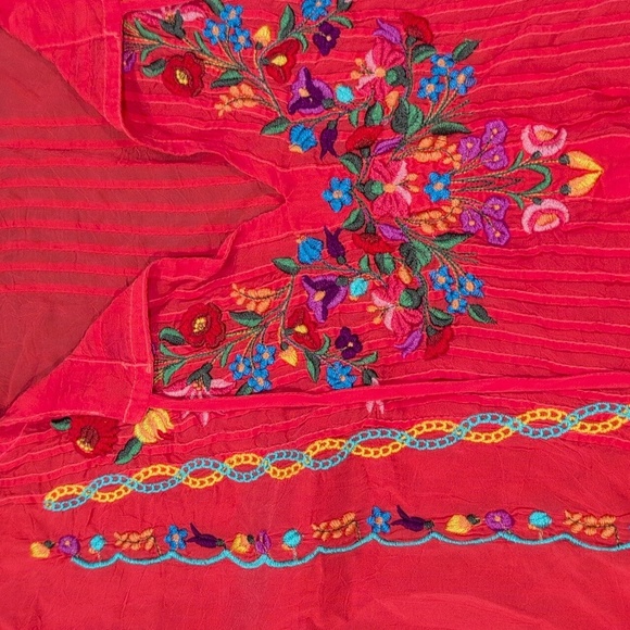 Johnny was embroidered top - Picture 2 of 7